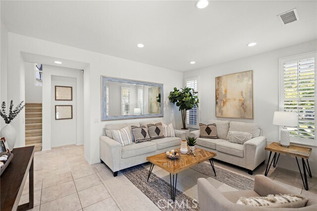 Building Photo - 63 Tuberose St