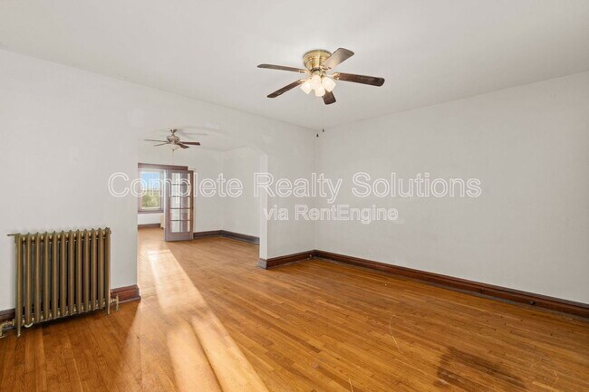 Building Photo - 3948 S Grand Blvd