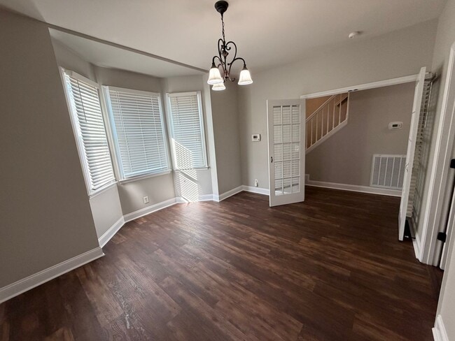 Building Photo - Charming 3 bed 2.5 Bath Townhome in Antioch