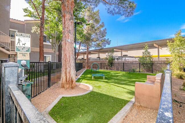 Building Photo - 5250 S Rainbow Blvd