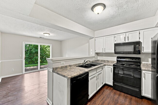 Building Photo - 6007 Polonius Ln