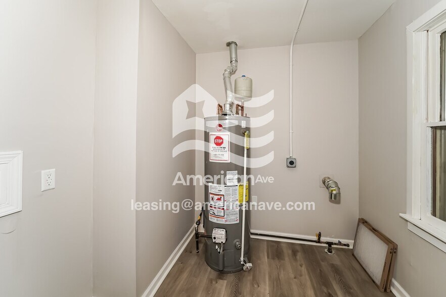 Building Photo - 4910 Liberty Ave