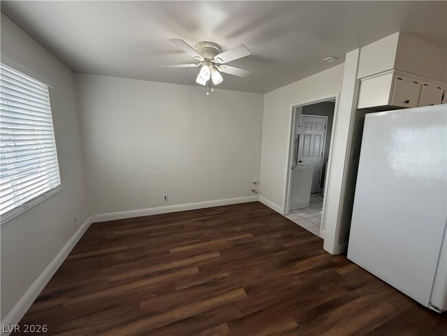 Building Photo - 1516 Houssels Ave