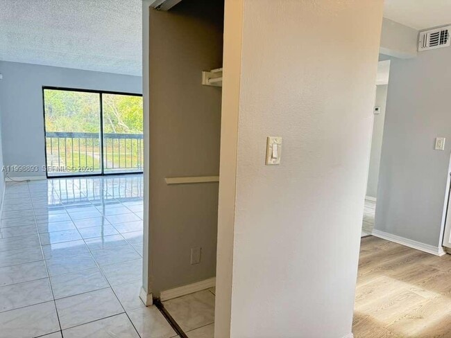 Building Photo - 1920 N Congress Ave