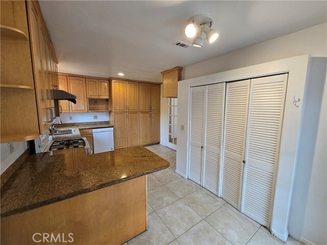 Building Photo - 9381 Nichols Dr