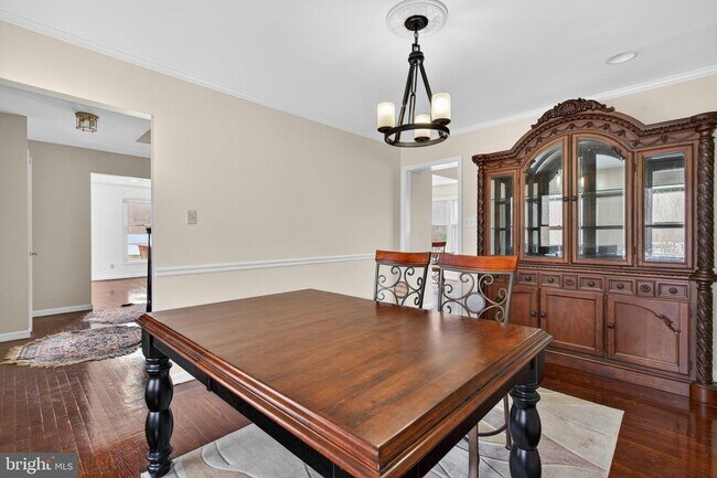 Building Photo - 20040 Bobwhite Ln