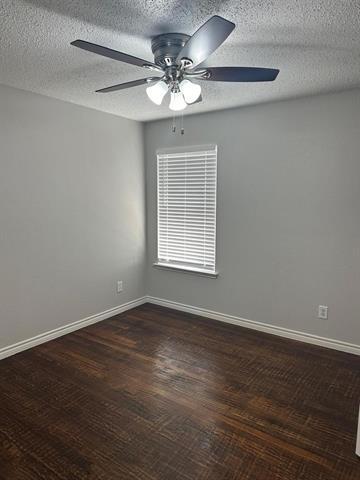Building Photo - 1649 Crown Point Dr