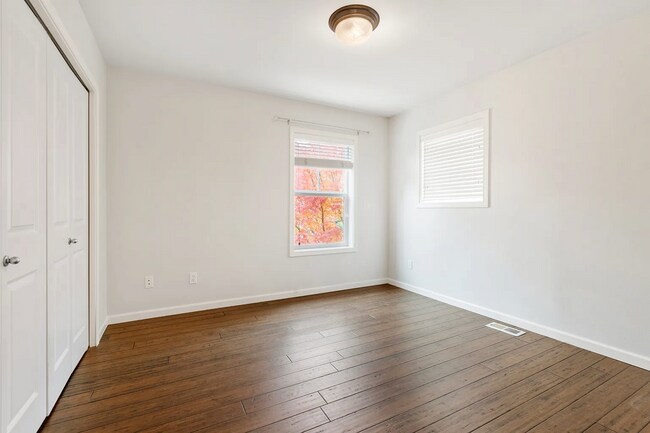 Building Photo - 3522 148th St SE