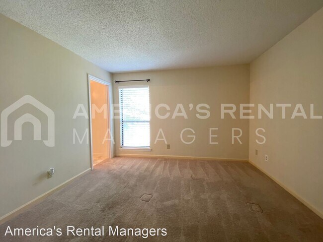 Building Photo - 2 br, 2 bath House - 106 Gables Drive