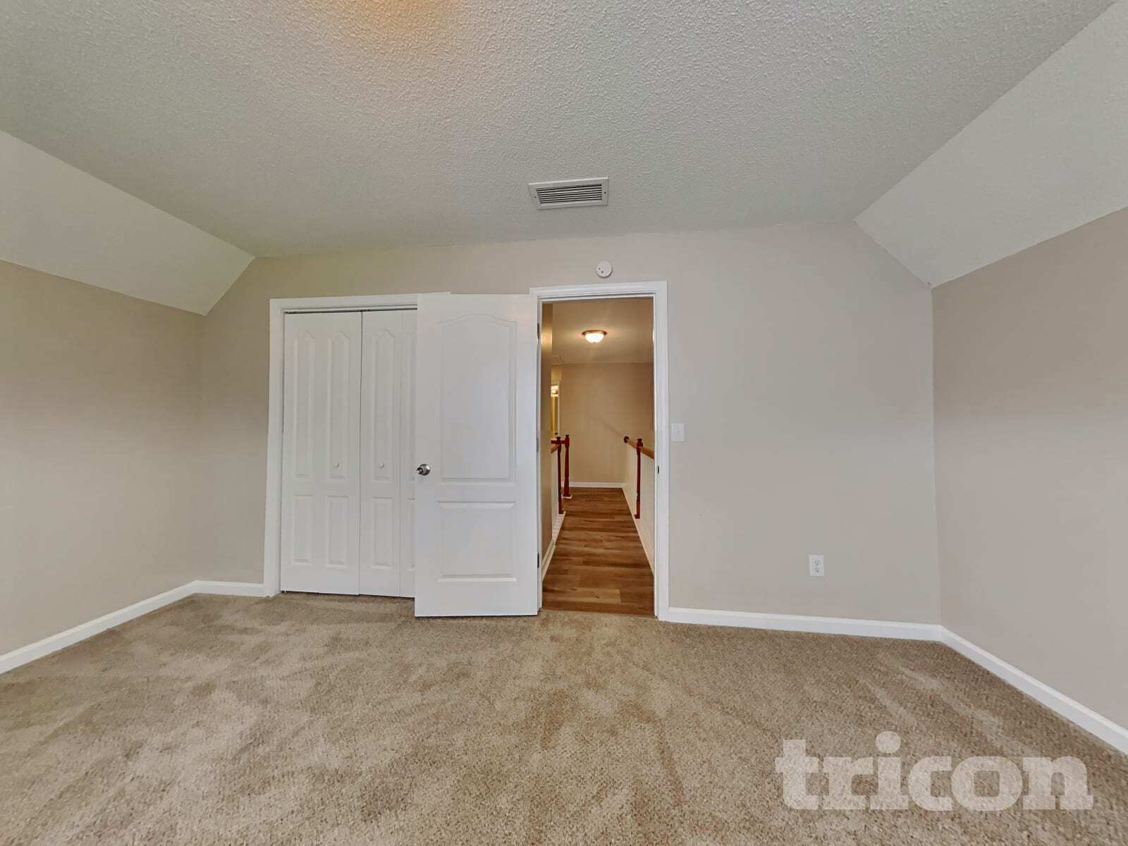 Building Photo - 477 Rosewood Cir