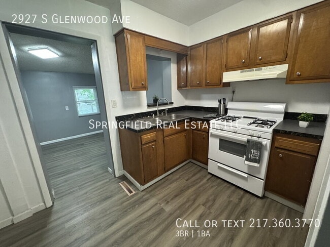 Building Photo - 2927 S Glenwood Ave