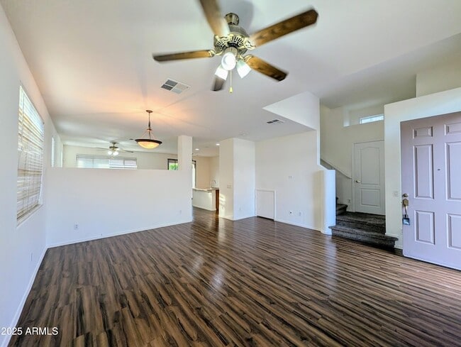 Building Photo - 3848 E Pollack St