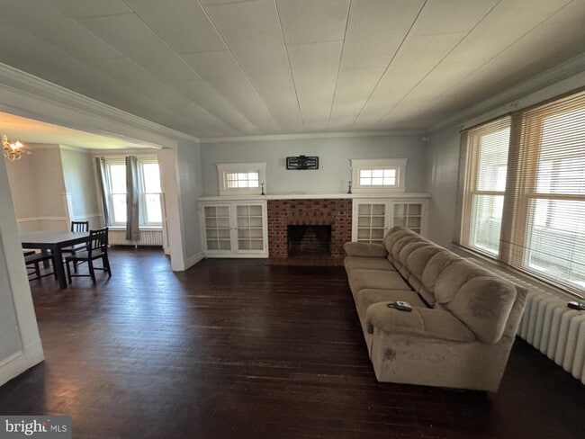 Building Photo - 416 Maryland Ave