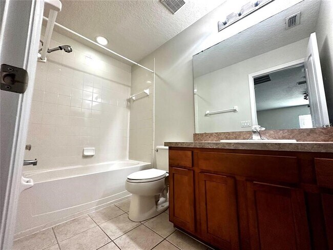 Building Photo - 15249 Harrowgate Way