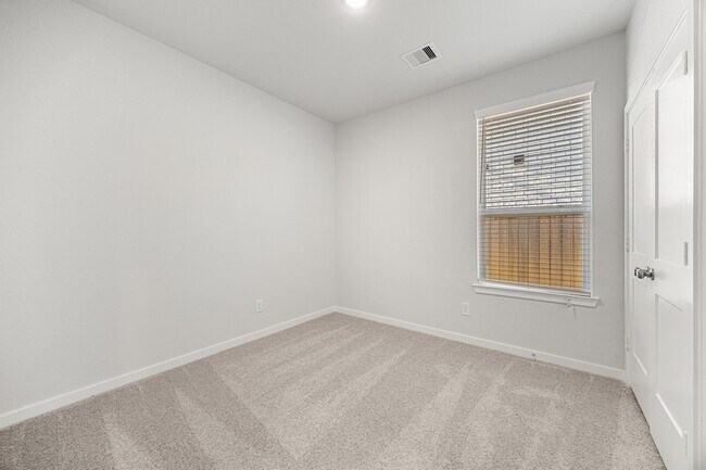 Building Photo - 21043 Armstrong County Dr