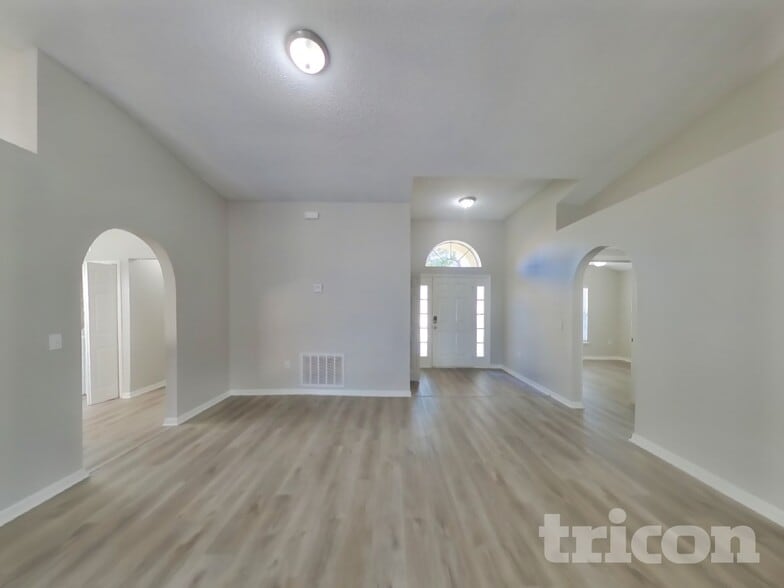 Building Photo - 4138 Clearbrook Cove Rd