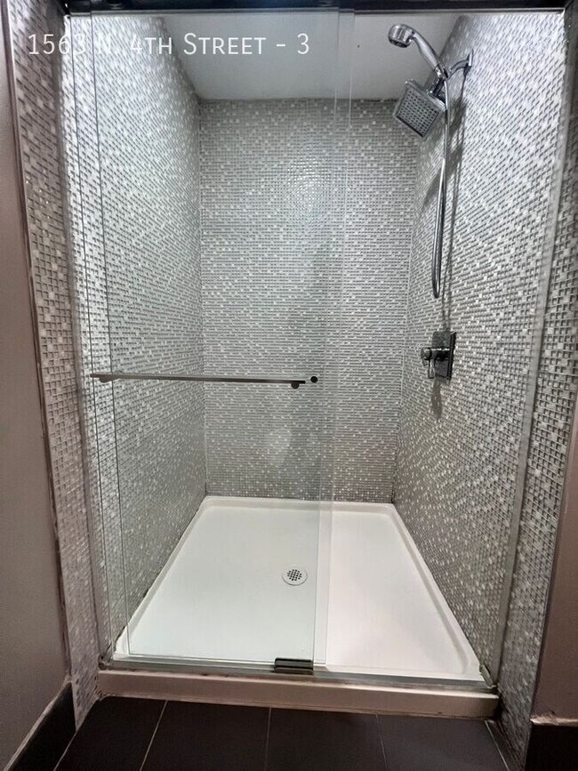 Building Photo - 1563 N 4th St