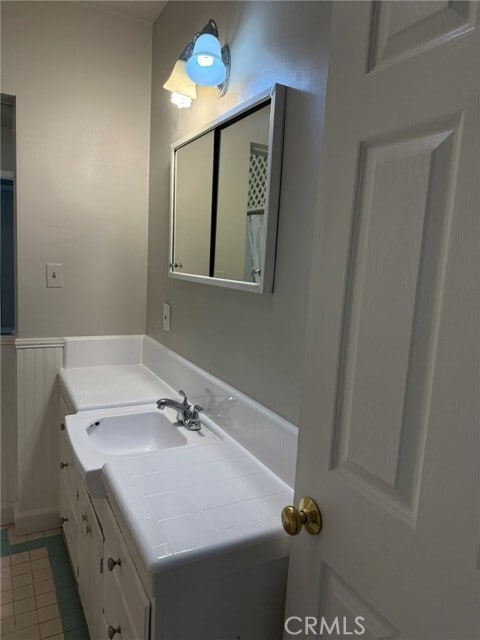 Building Photo - 15815 Parkland Dr