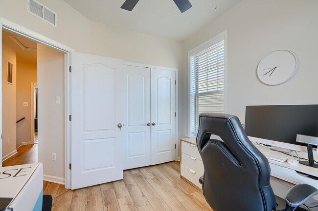 Building Photo - 1324 Ricketts Rd