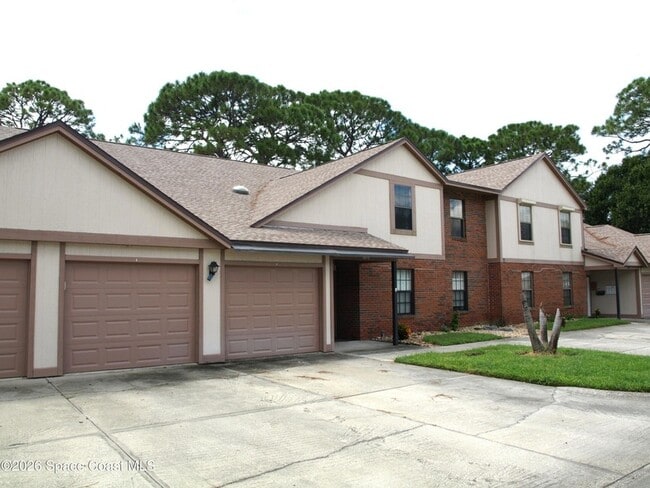 Building Photo - 9010 Wedgewood Pl