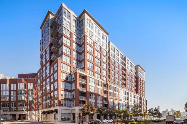 Building Photo - 1125 Maxwell Ln