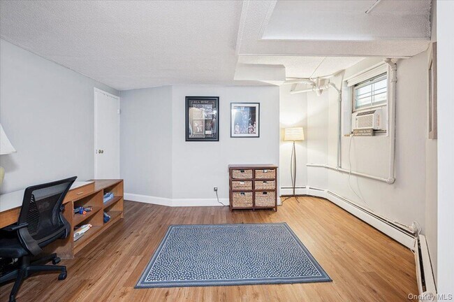 Building Photo - 3 Campus Pl