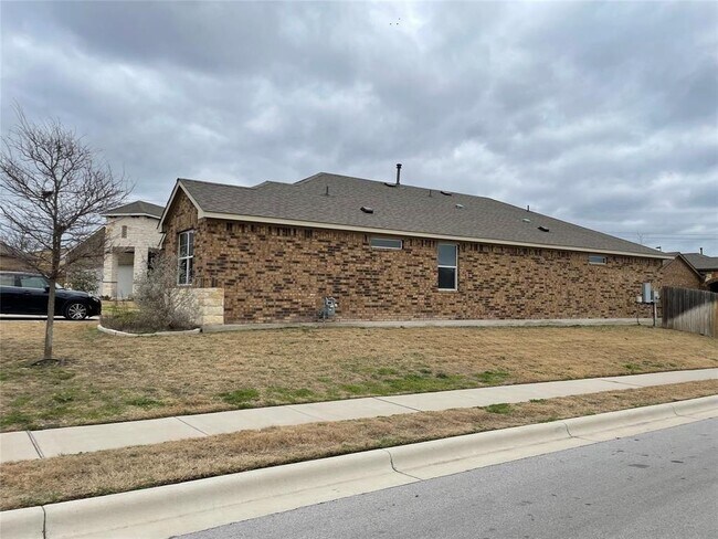 Building Photo - 9109 Alex Ln