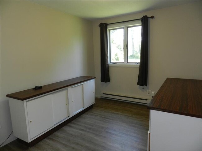 Building Photo - 14281 Danenwald Rd