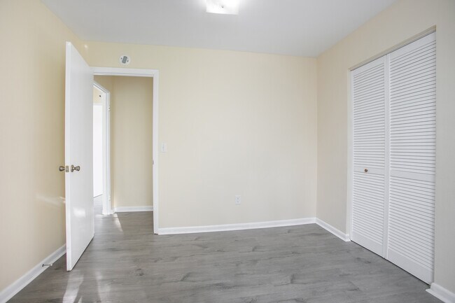 Building Photo - 3174 Grand Ave