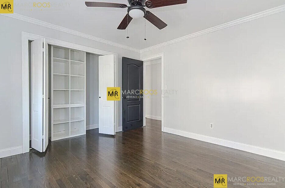 Building Photo - 237 Trenton St
