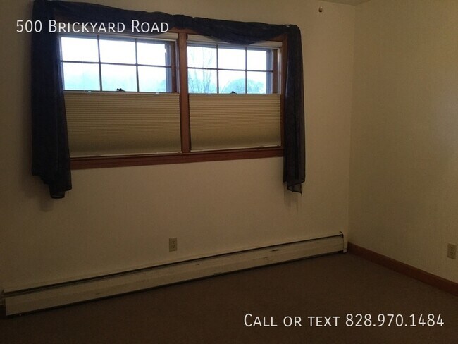 Building Photo - 500 Brickyard Rd