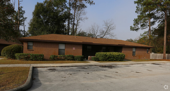 Building Photo - Baldwin Village Apartments