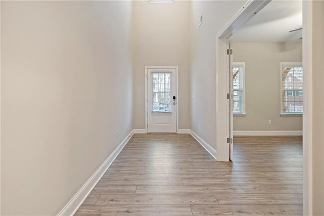 Building Photo - 2975 Western Highland Blvd