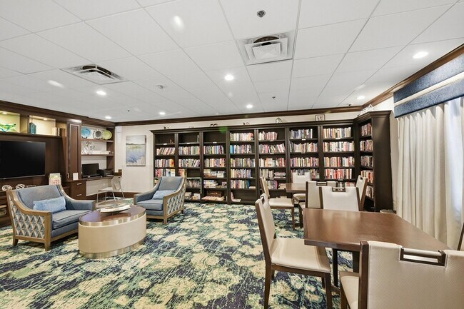 Building Photo - 5187 Europa Dr