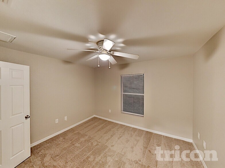 Building Photo - 14086 Amero Ln