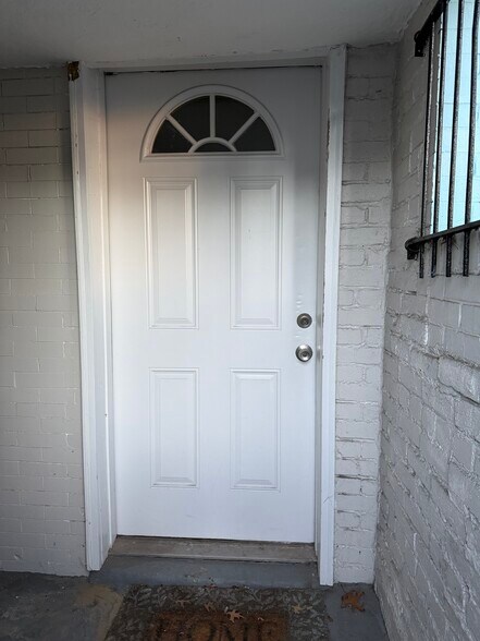 Building Photo - 1743 N Capitol St NE