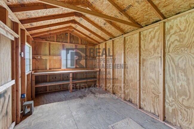 Building Photo - 1934 Mural Ln