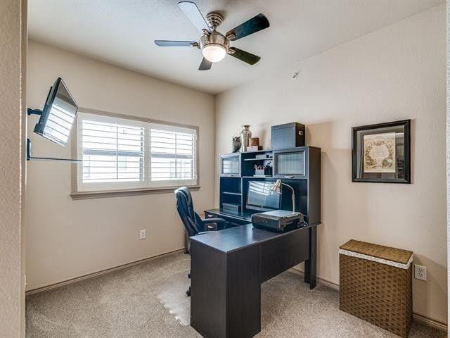 Building Photo - 1207 Beaconsfield Lane