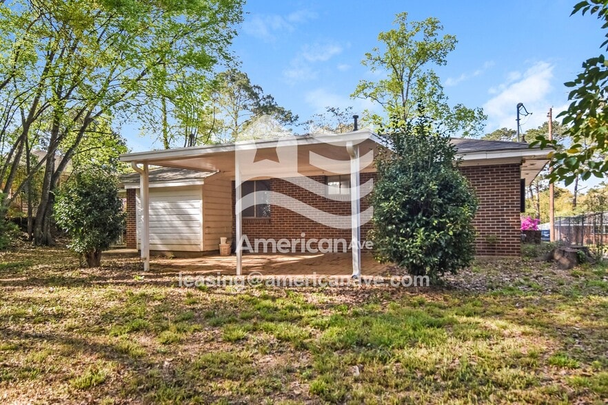 Building Photo - 3526 Cottonwood Dr