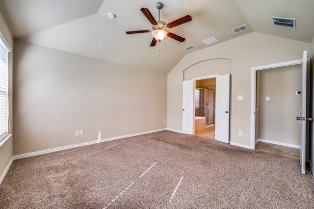 Building Photo - 16708 Central Garden Ln