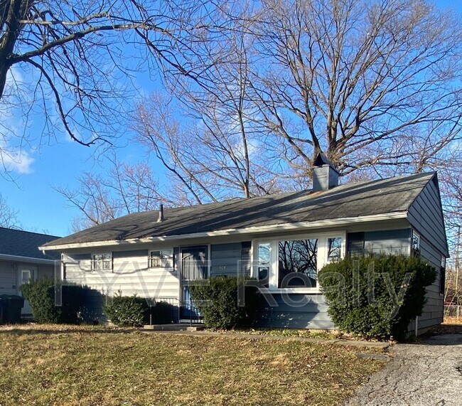 Building Photo - 968 Duxberry Ave
