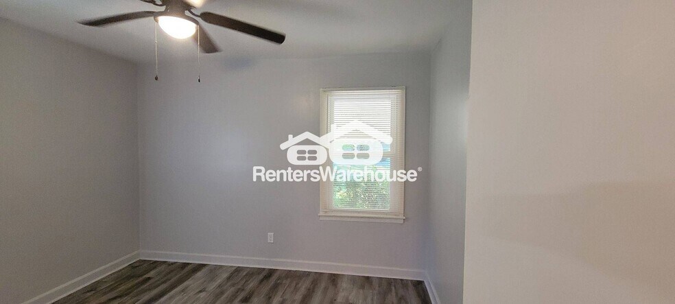 Building Photo - 2842 Marco Dr NW