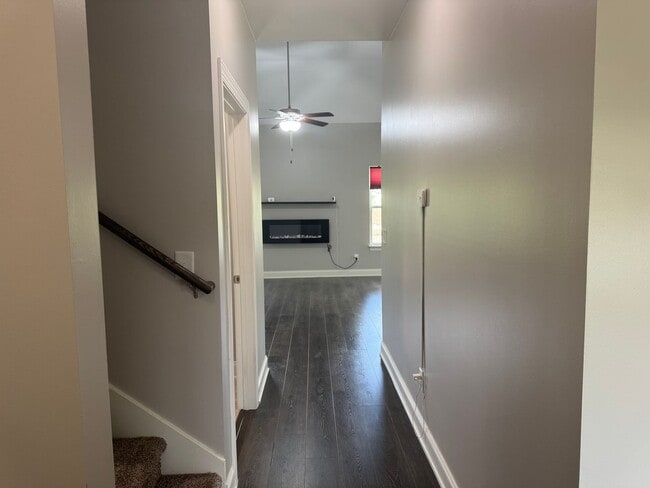 Building Photo - Cute 4BR Home in Perfect Location