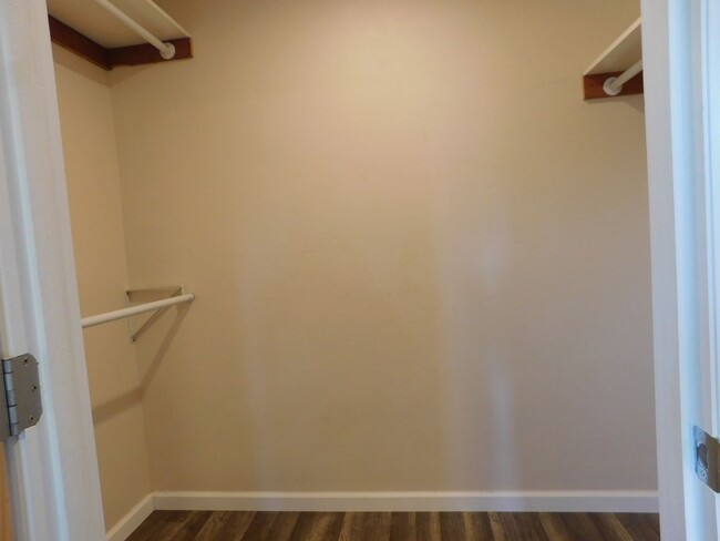 Building Photo - Complete Remodeled 2bd/1ba Cozy Home for Rent