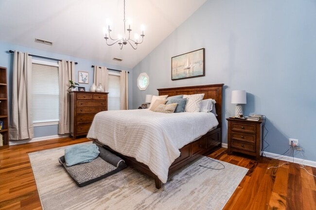 Building Photo - 821 Loch Island Dr