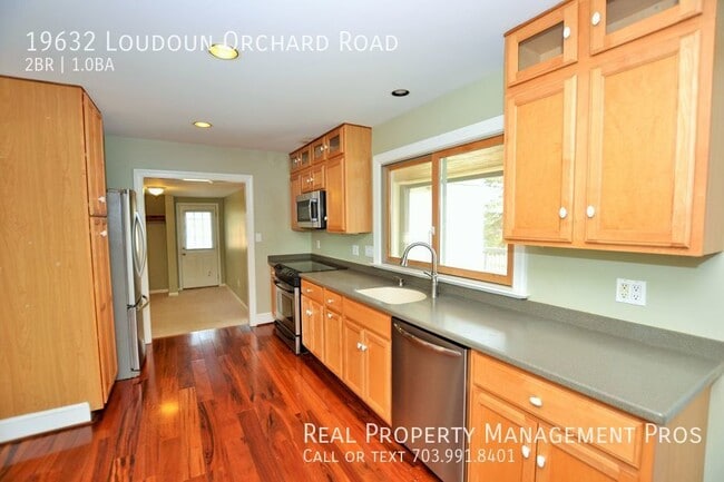 Building Photo - 19632 Loudoun Orchard Rd