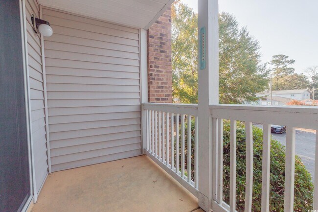 Building Photo - 3774 Hitchcock Way