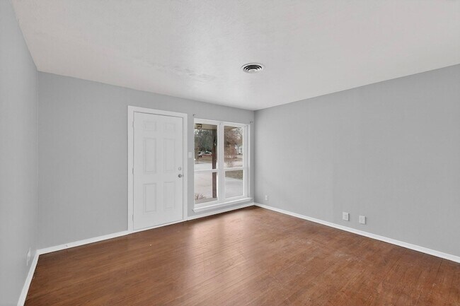 Building Photo - 1824 Cordell St