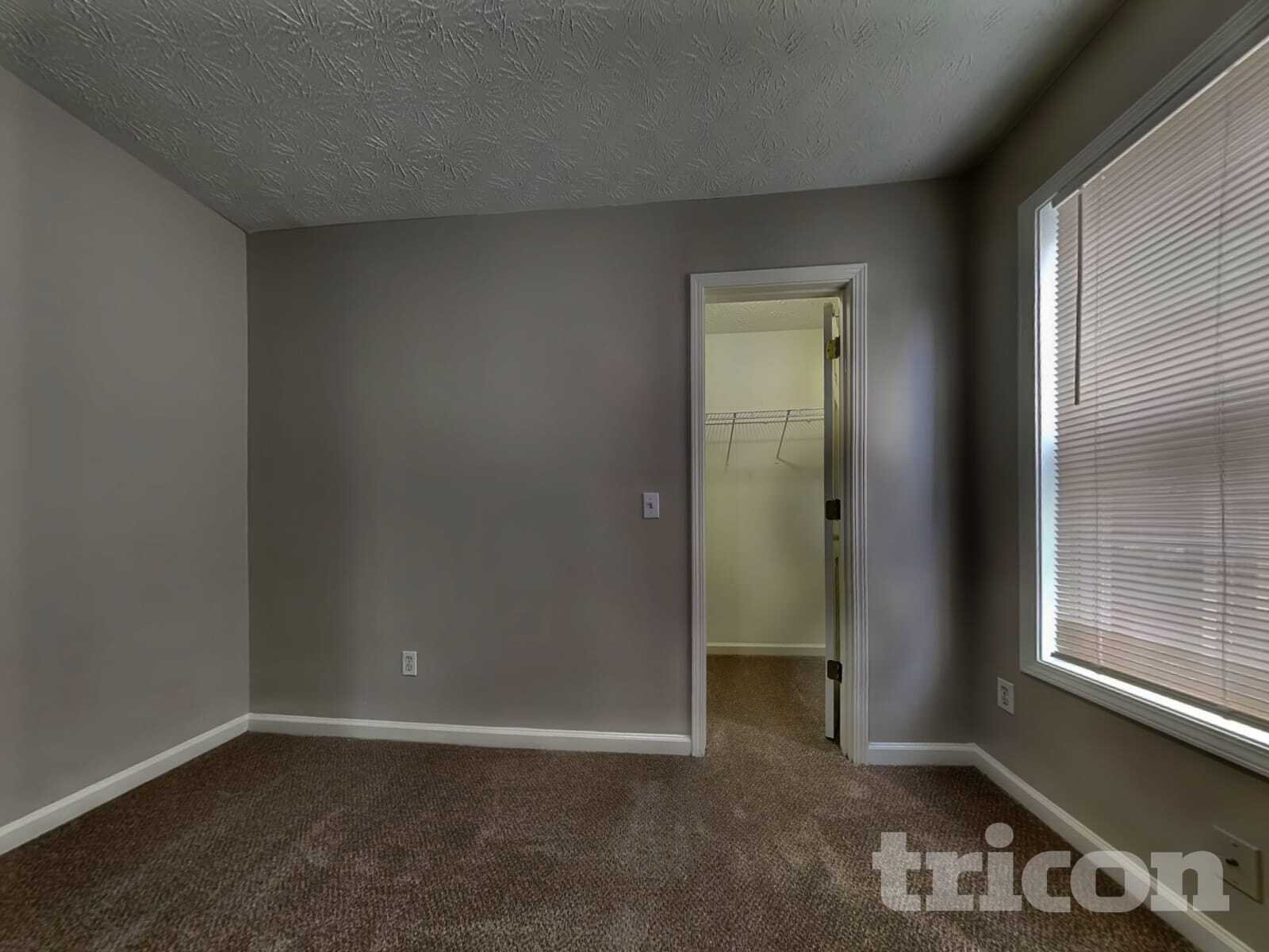 Building Photo - 62 Kirkhill Dr