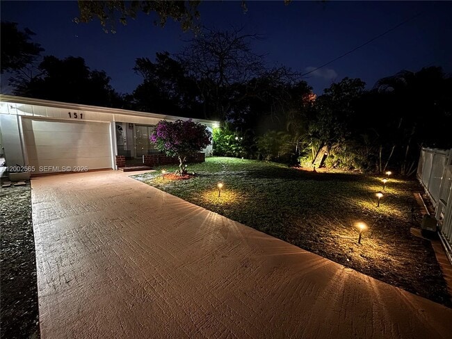 Building Photo - 151 NW 165th St